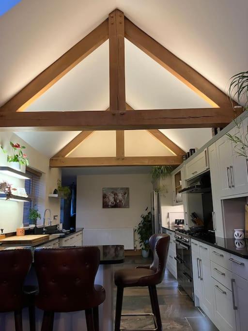 Woodbine Cottage-Part Of Alton Cottages Esterno foto